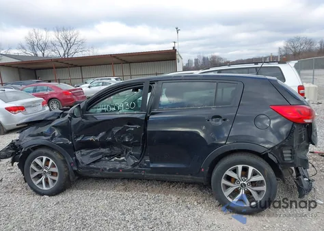 2015 Kia Sportage Lx z USA, uszkodzony, nr VIN KNDPB3AC8F7702425